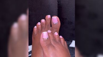 Ms.juicy_p aka ms.juicy_p - 11-15-2025 OnlyFans Video - My feet look so yummy