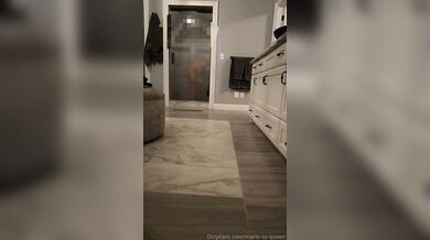 Marie-sz-queen aka marie-sz-queen - 06-11-2025 OnlyFans Video - A lot of you guys asked me for private vids of me getting out of my