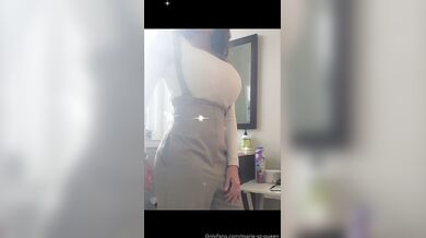 Marie-sz-queen aka marie-sz-queen - 03-16-2026 OnlyFans Video - MILF Monday Office ONOFF