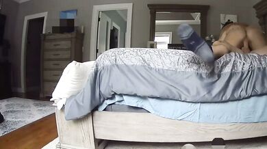Marie-sz-queen aka marie-sz-queen - 08-11-2025 OnlyFans Video - When you WFH and have a bull on speed dial to take care of the urge,