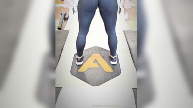 Marie-sz-queen aka marie-sz-queen - 11-02-2024 OnlyFans Video - No fake glutes here, I work for them