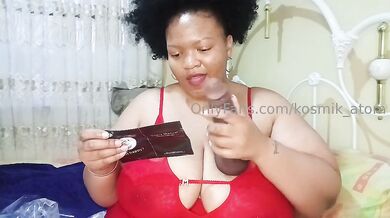Kosmik Atom aka kosmik_atom - 06-27-2026 OnlyFans Video - Decided to share this likkle wikkle unboxing with yallGot this thick realistic gem from Qutoys dot