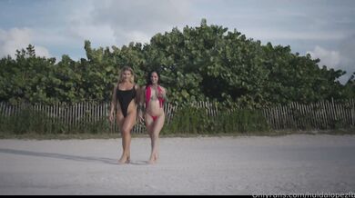 Hulda Lopez aka huldalopezfbb - 01-14-2024 OnlyFans Video - Playing girl at the beach with Sheena Happy Sunday loves